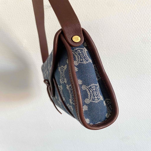 Céline baguette bag