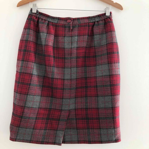 Pencil skirt