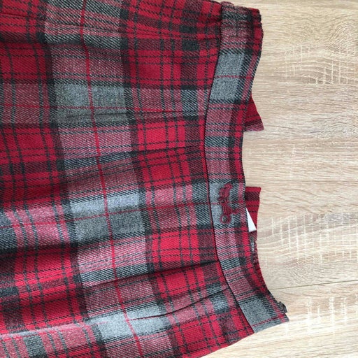 Pencil skirt