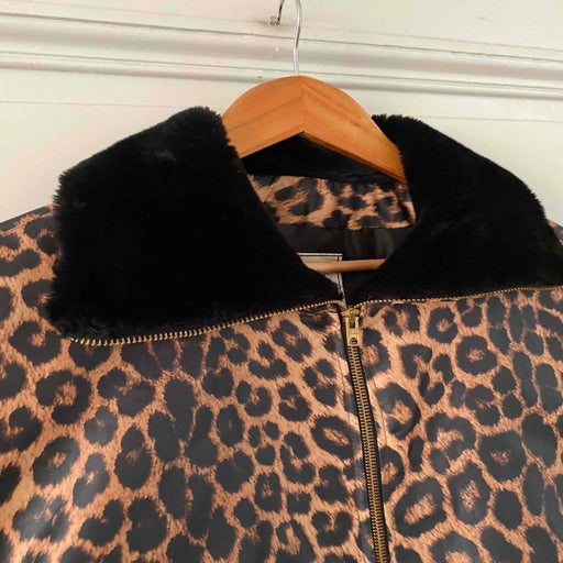 Leopard down jacket