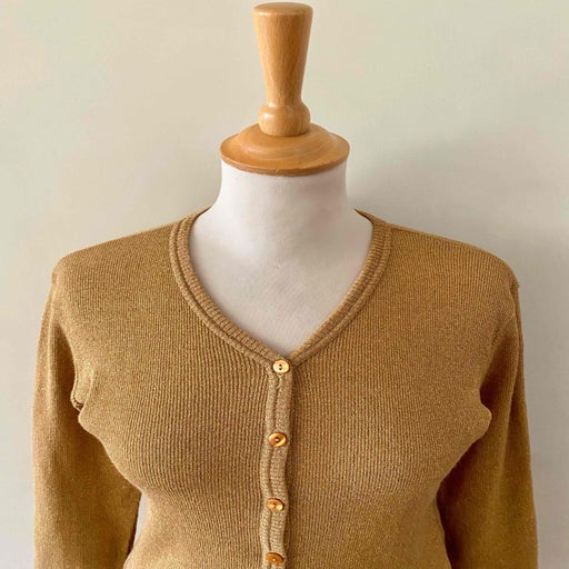 Cardigan in gold lurex