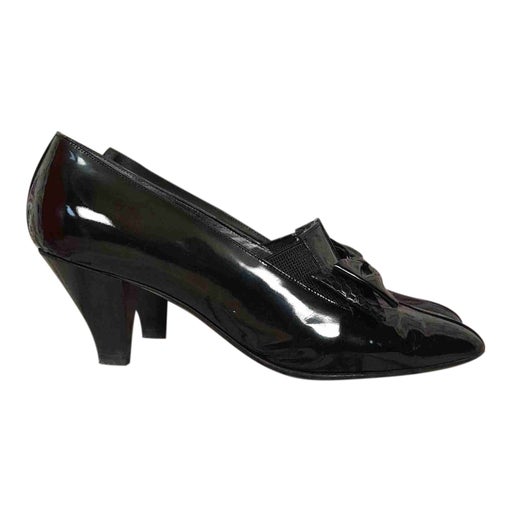 Patent leather pumps