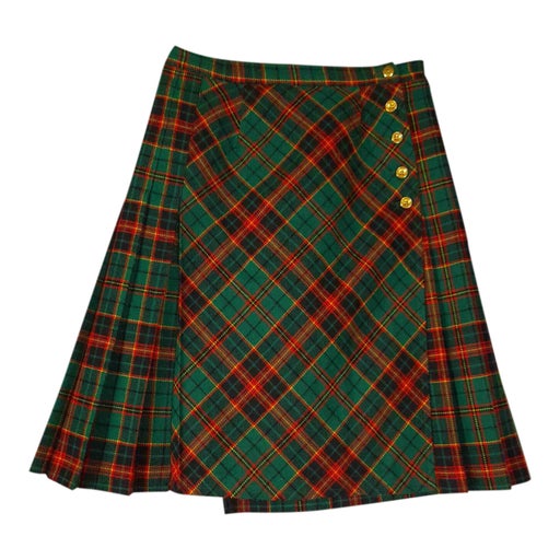 Short pleated skirt