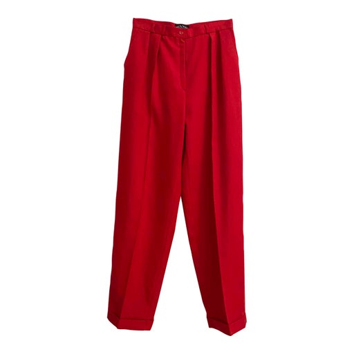 Pleated pants