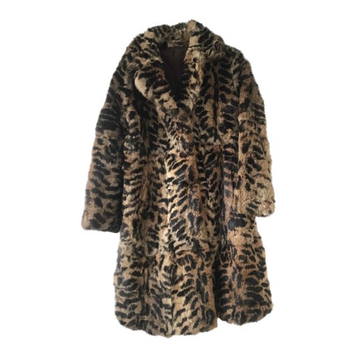 Leopard coat