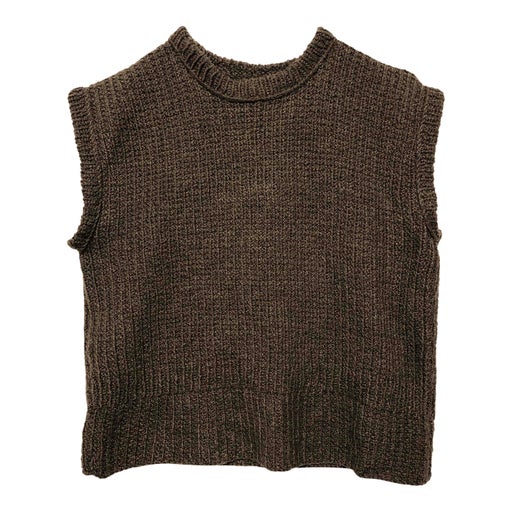 Sleeveless sweater