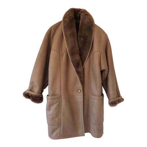 Manteau en peau lainée
