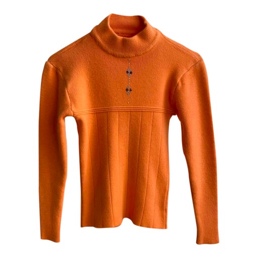 00's turtleneck