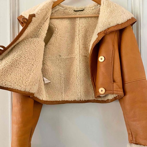 Cropped shearling