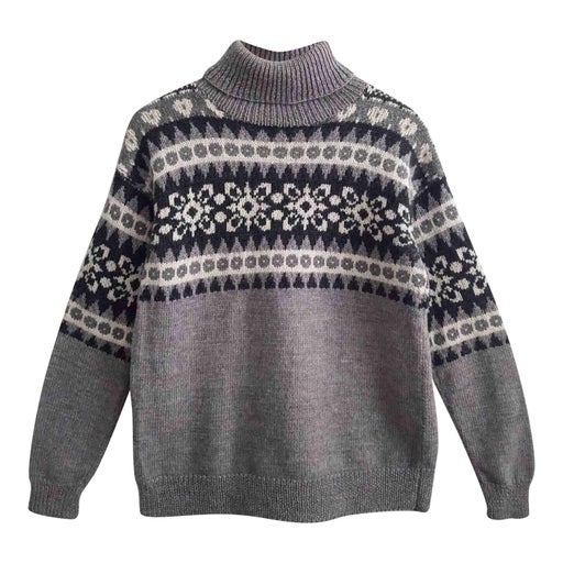 Woolen sweater