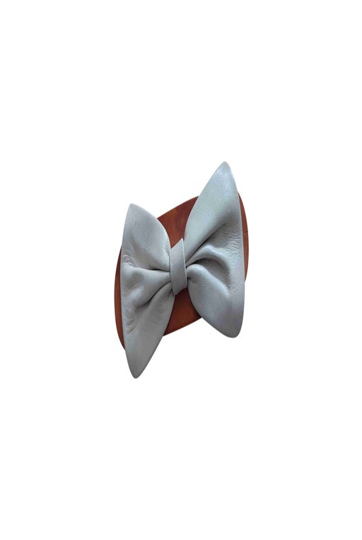 Leather bow barrette