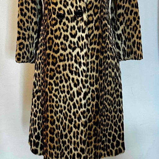 Leopard coat 