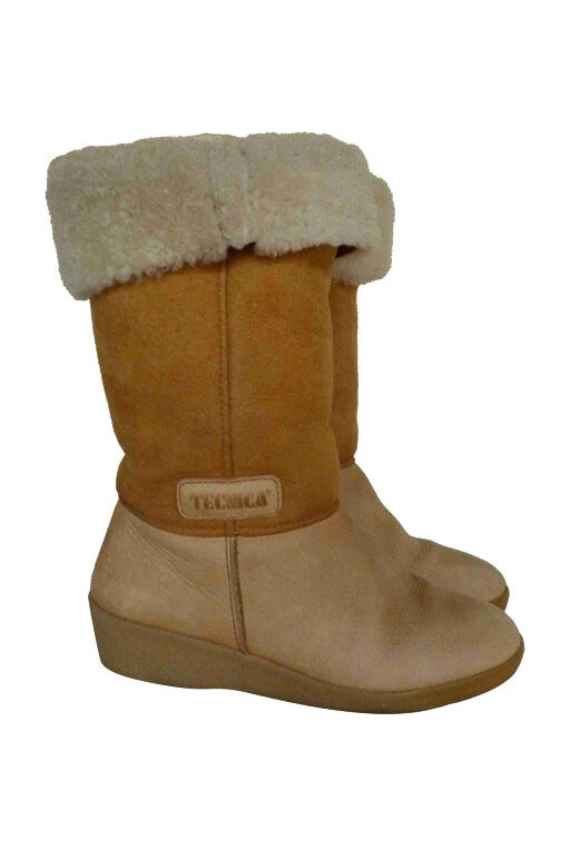 Shearling boots 