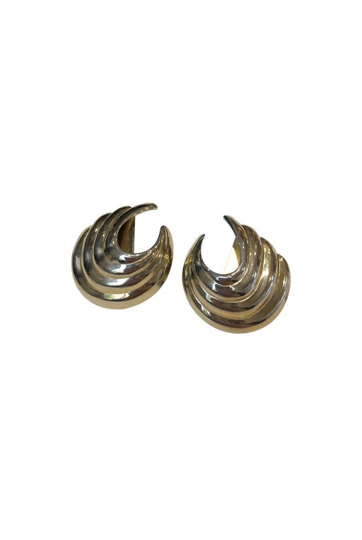Metal clip earrings
