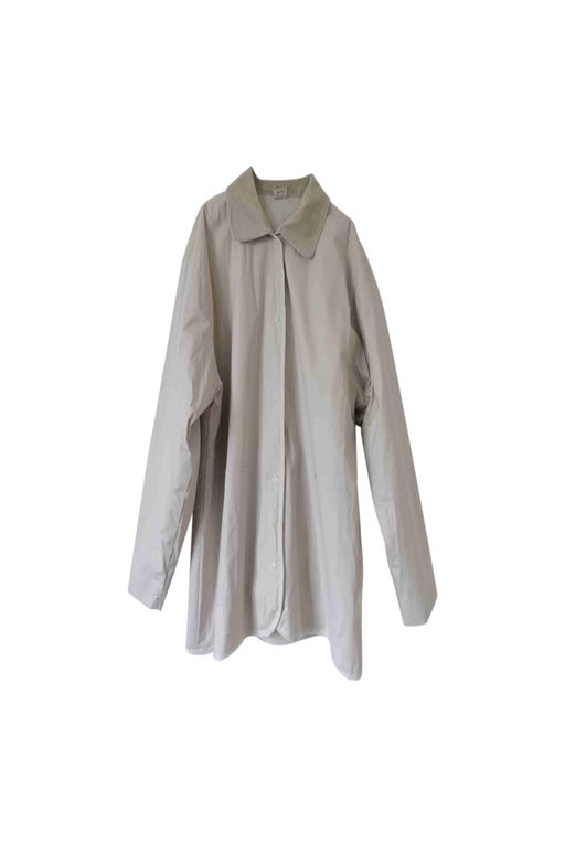 Raincoat with velvet collar