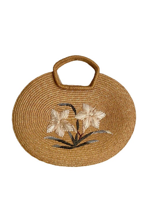 Embroidered basket 