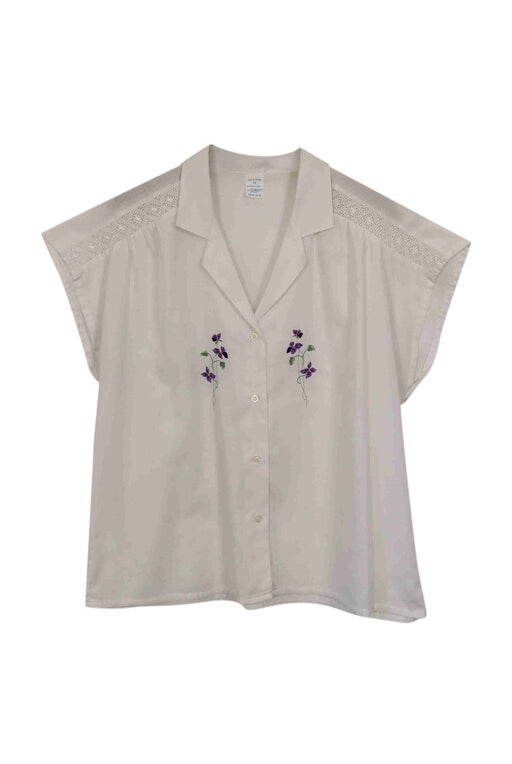 Embroidered blouse 