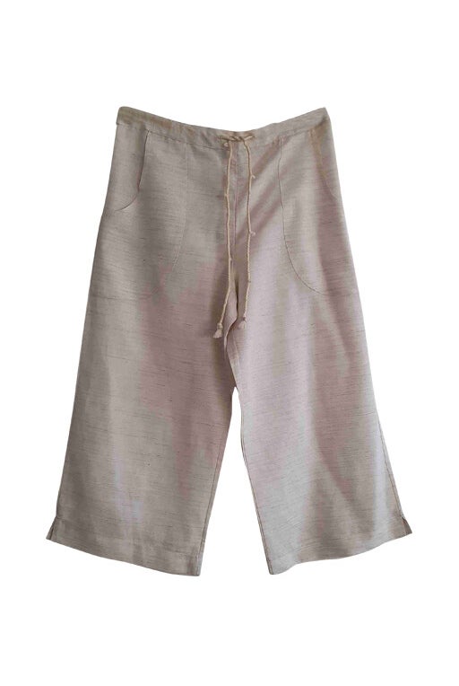 Linen and viscose Bermuda shorts 