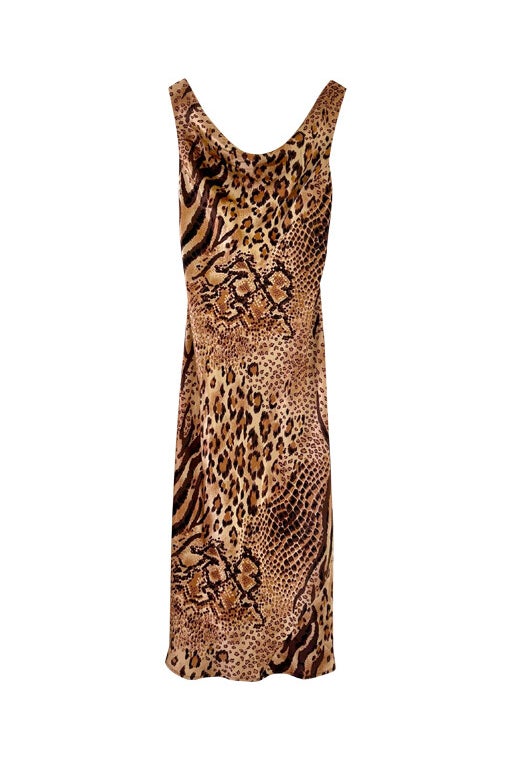 Robe léopard en soie 