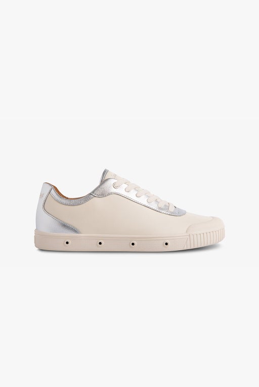 Spring Court sneakers