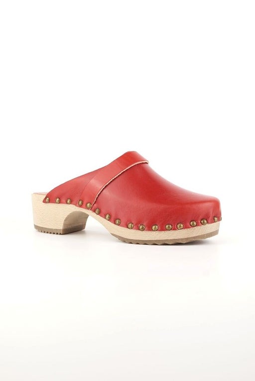 CAMILLE RED CLOGS