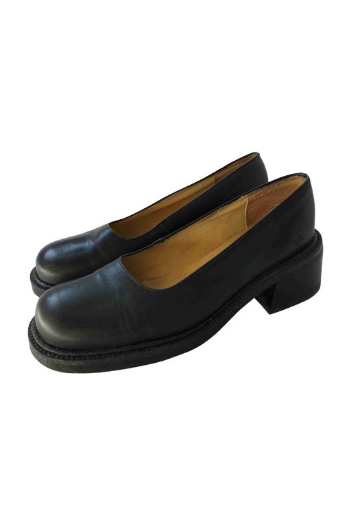 90s leather pumps