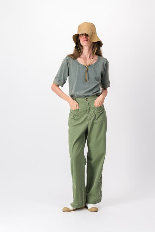 BLUE PANTS