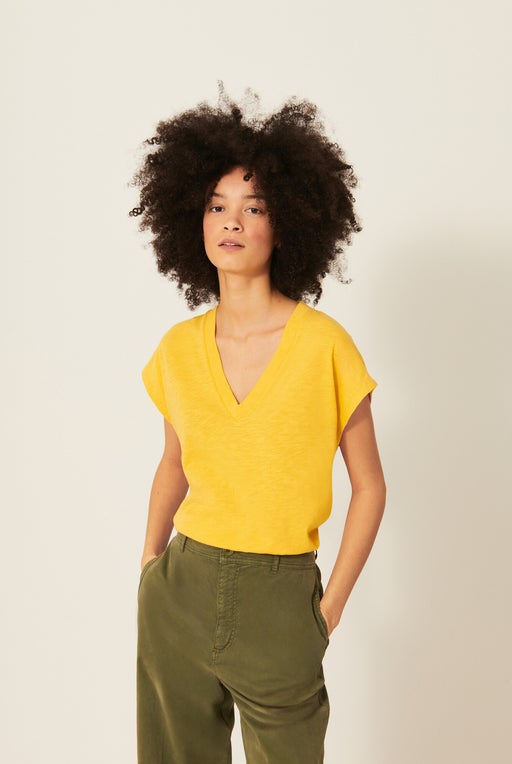 LUCIA T-SHIRT