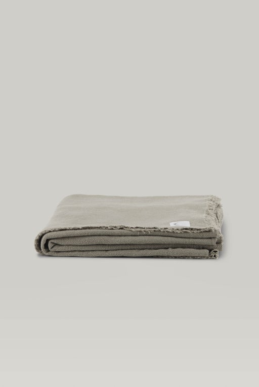 Throw, tablecloth or curtain in french law linen