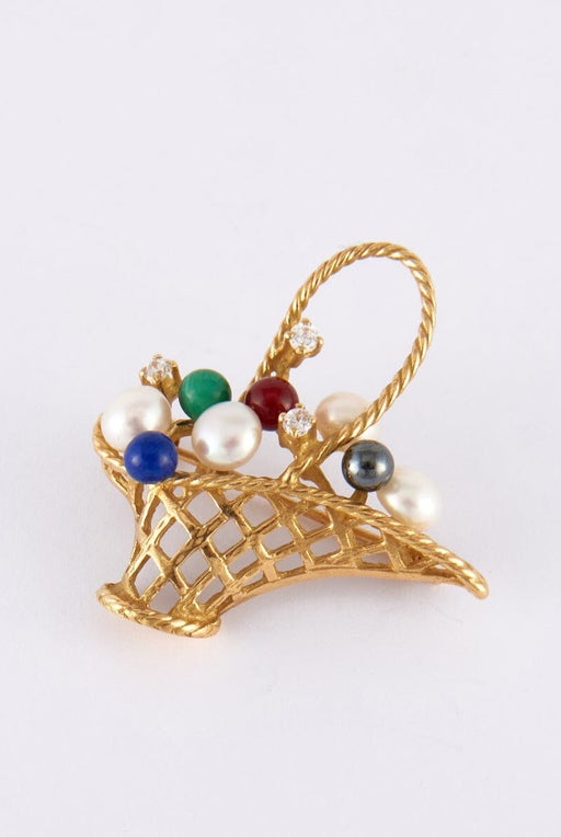 Broche Panier