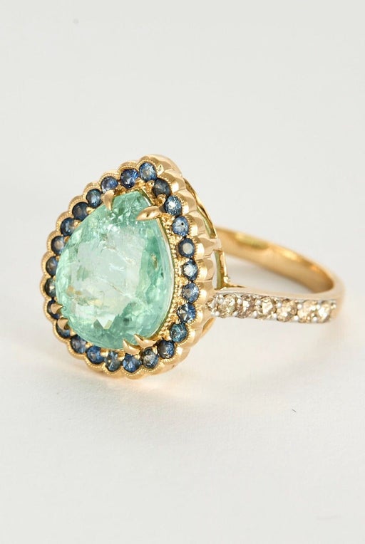 Bague or jaune, tourmaline, saphirs, diamants
