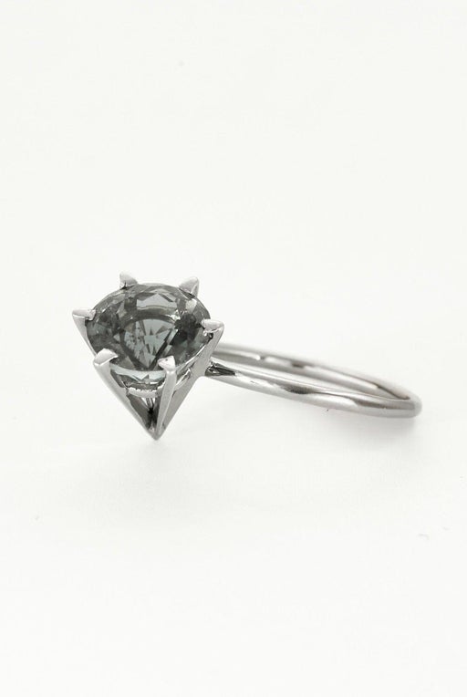 Bague en or blanc et tourmaline