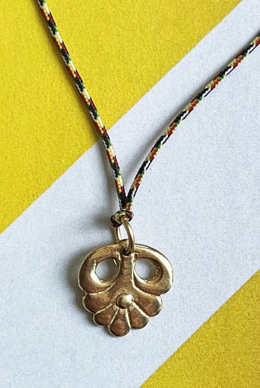FLOWER charm on link
